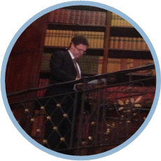 erkek i�eren bir resim

A��klama otomatik olarak olu�turuldu