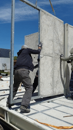 a��k hava, ki�i, trabzan, �imento i�eren bir resim

A��klama otomatik olarak olu�turuldu